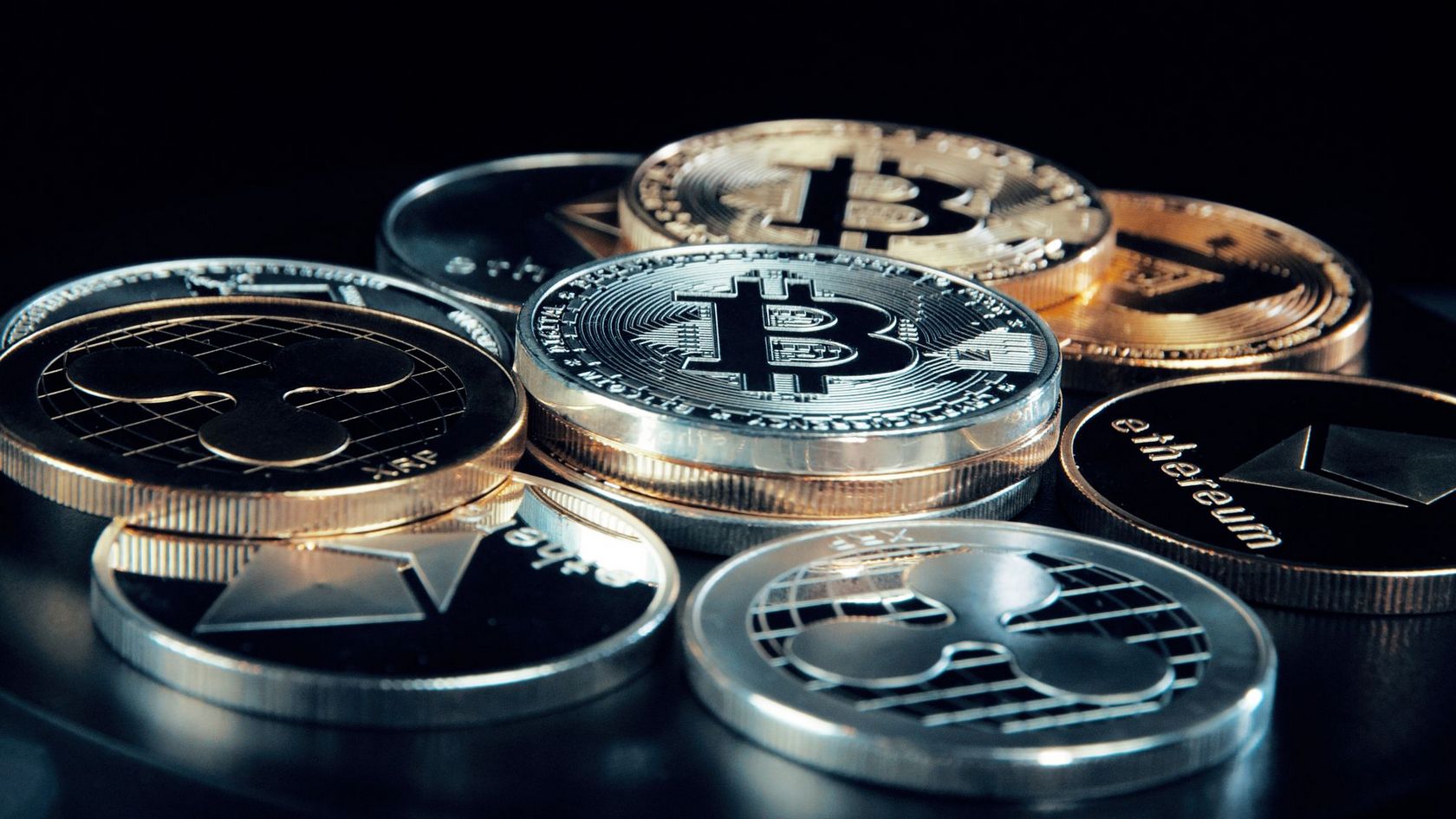 Checklist of Top 10 Crypto Liquidity Swimming Pools in 2025